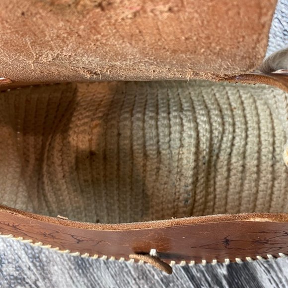 Vintage Crochet & Leather Purse Hand Tooled Stamped Flowers Boho Vibes - Picture 8 of 8